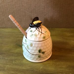 Creative Co-Op honey pot with dobber